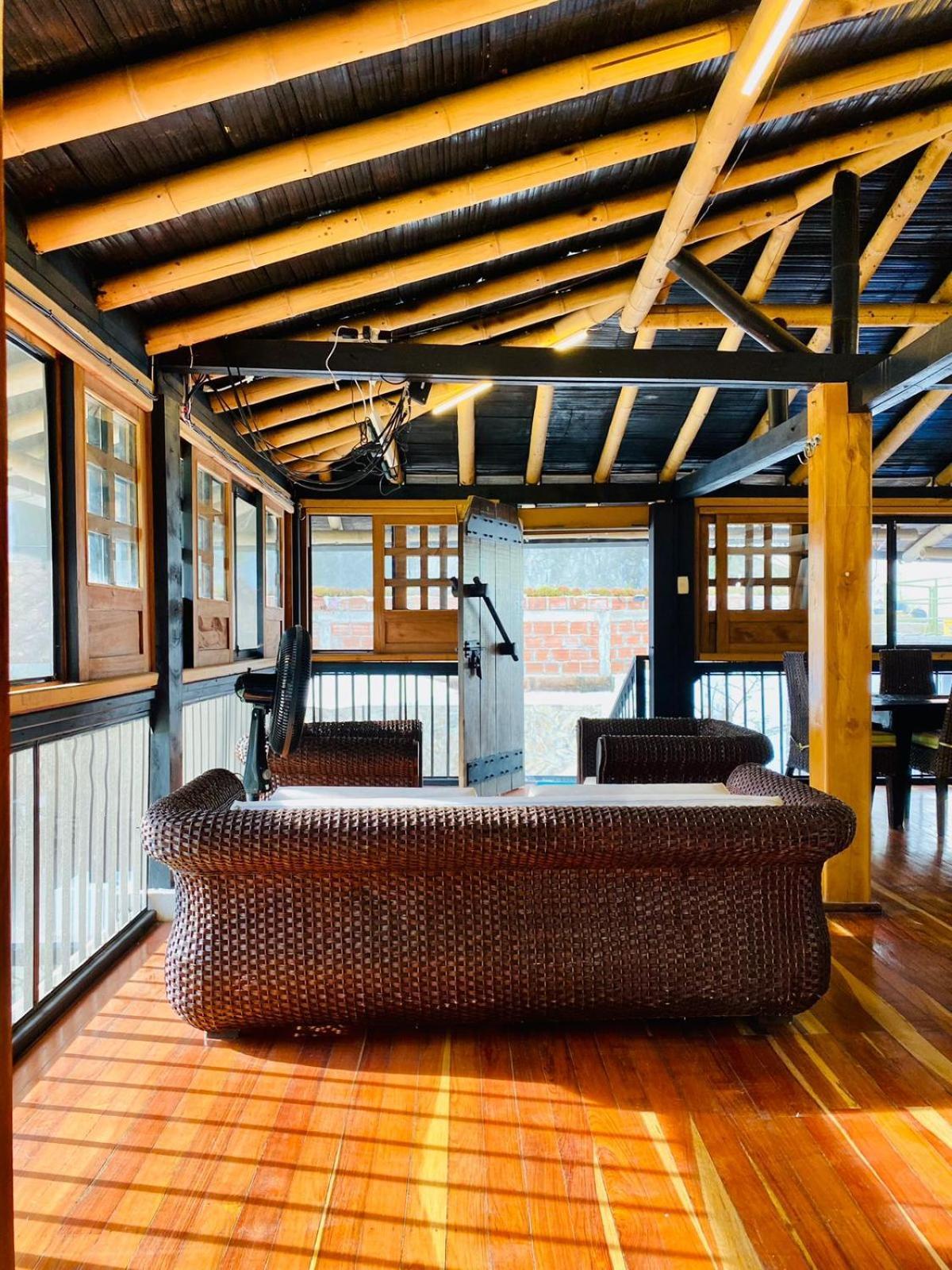 Hotel West California Puerto Espejo ภายนอก รูปภาพ