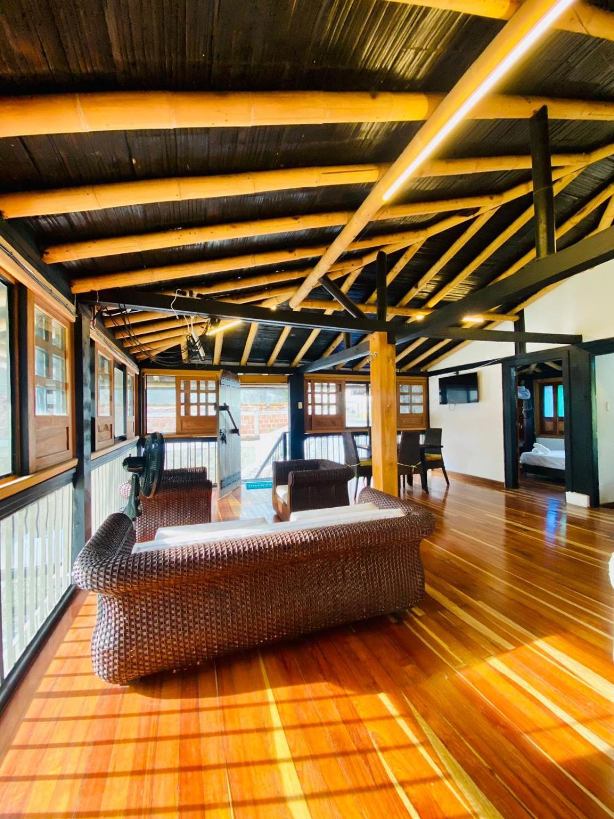 Hotel West California Puerto Espejo ภายนอก รูปภาพ