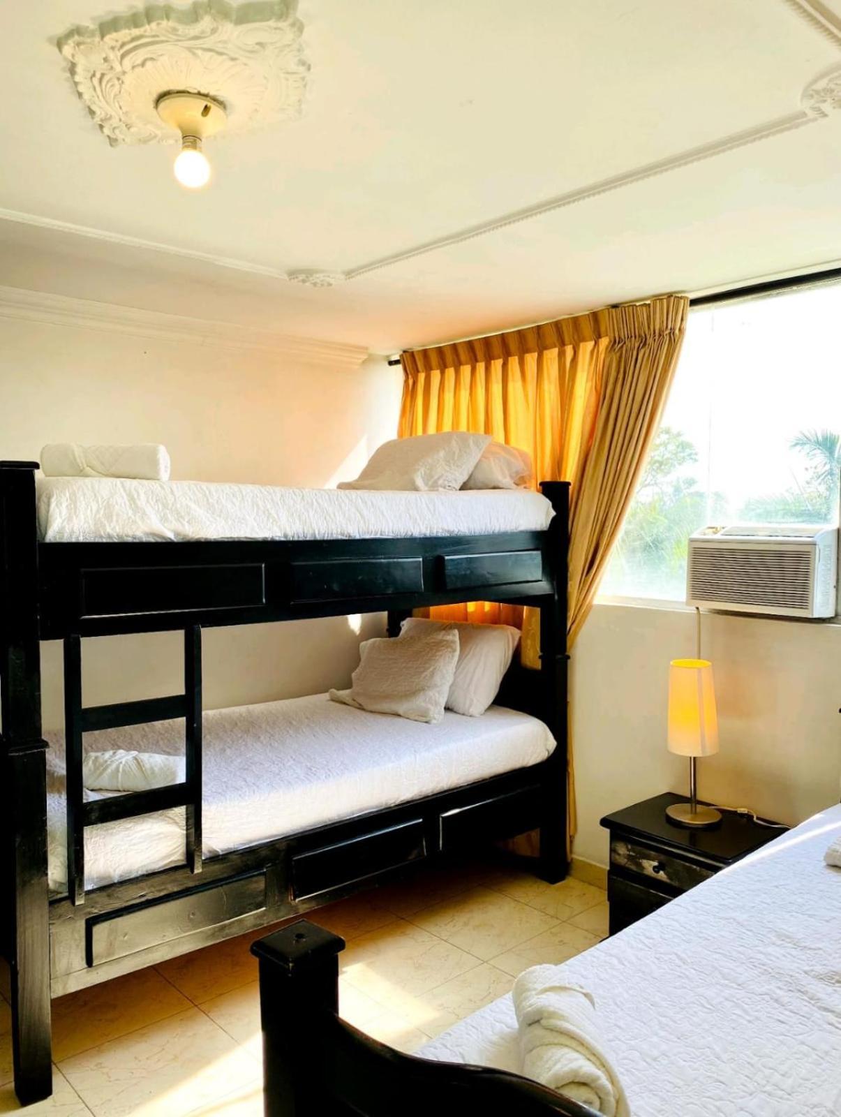 Hotel West California Puerto Espejo ภายนอก รูปภาพ