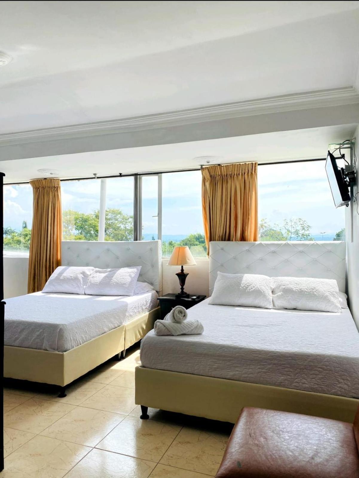 Hotel West California Puerto Espejo ภายนอก รูปภาพ